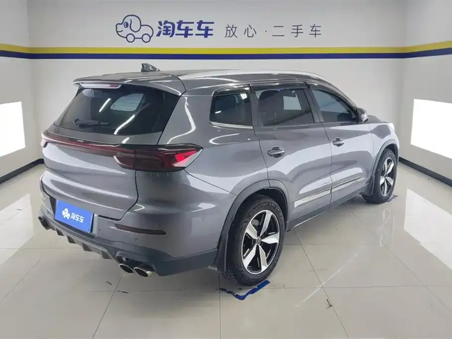 Chery Tiggo 8 — фото 4