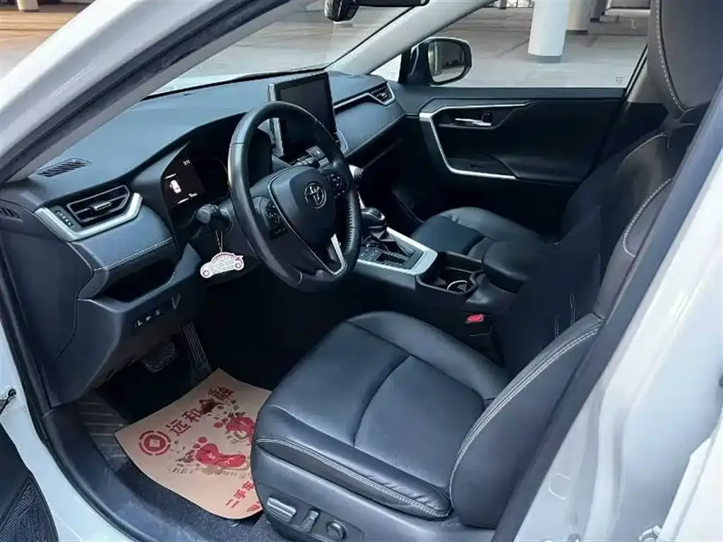 Toyota RAV4 2021 из CN, фото 4