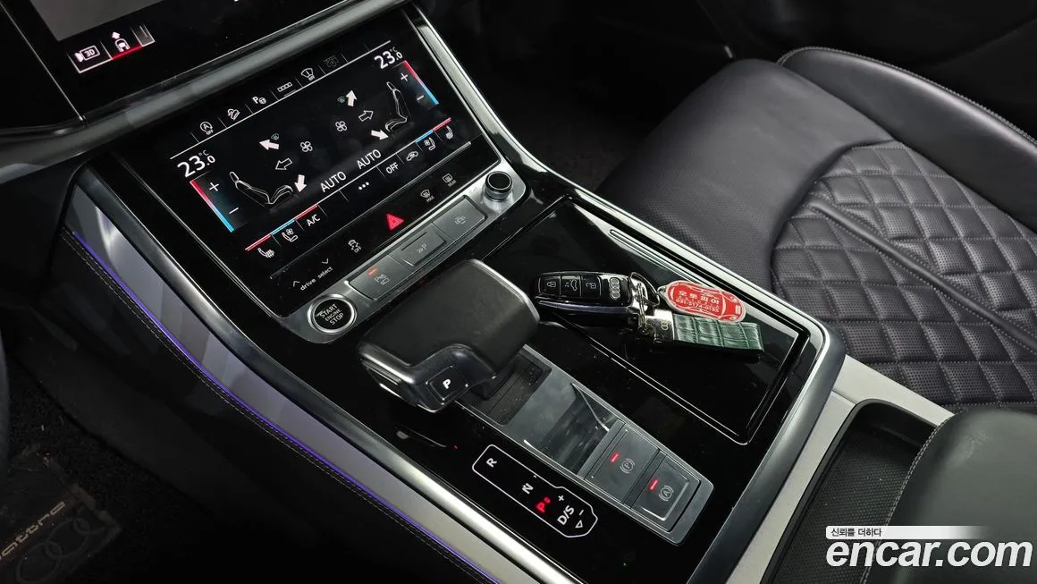 Audi Q8 2021 из KR, фото 8