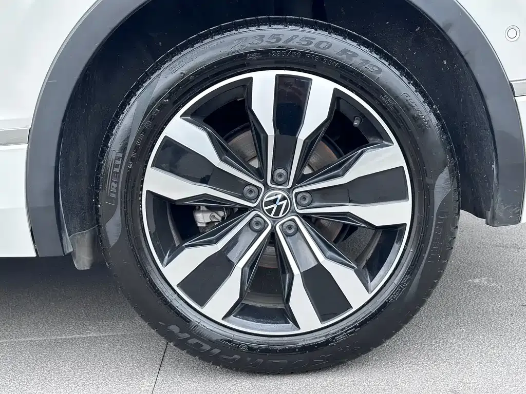 Volkswagen Tiguan L 2021 из CN, фото 10