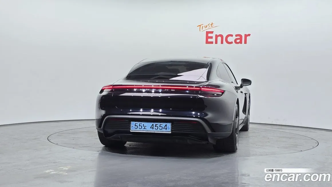 Porsche Taycan 2021 из KR, фото 6