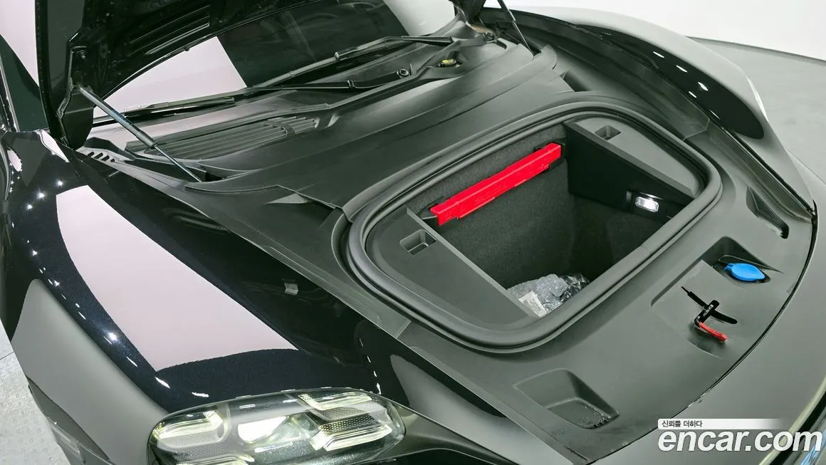 Porsche Taycan 2021 из KR, фото 8