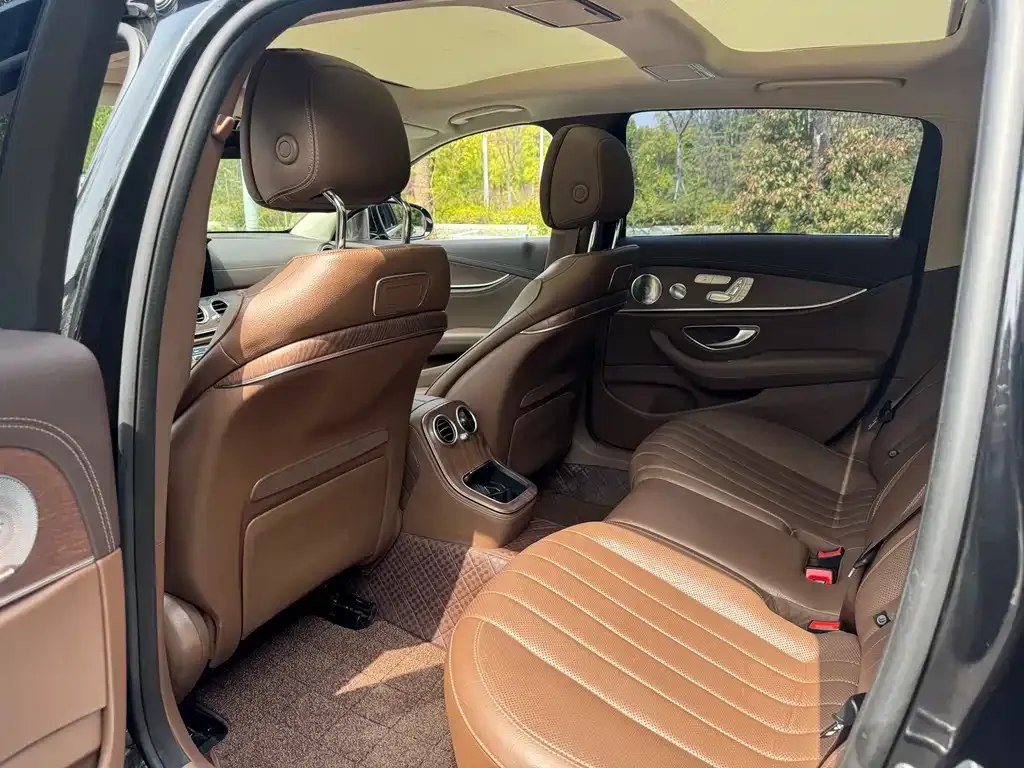 Mercedes-Benz E-Class 2021 из CN, фото 7