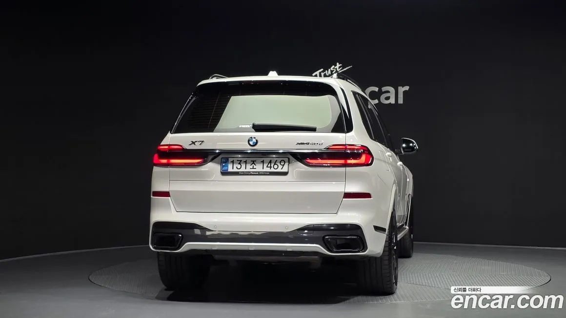 BMW X7 — фото 2