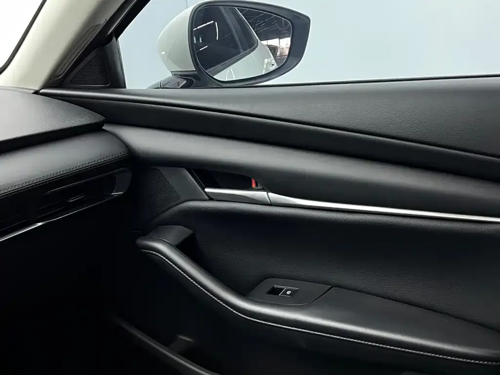 Mazda 3 Axela 2021 из CN, фото 5