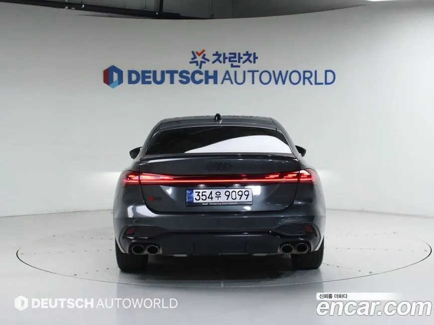 Audi S5 2025 из KR, фото 5