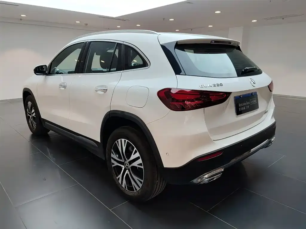 Mercedes-Benz GLA 2024 из CN, фото 3
