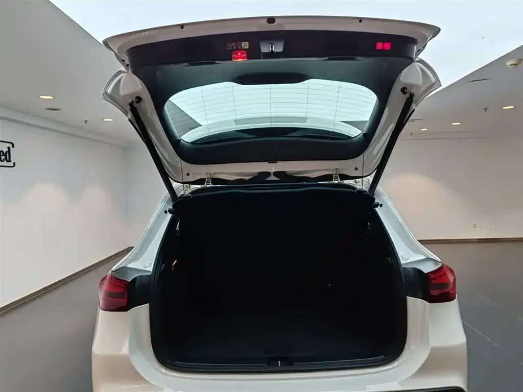 Mercedes-Benz GLA 2024 из CN, фото 9