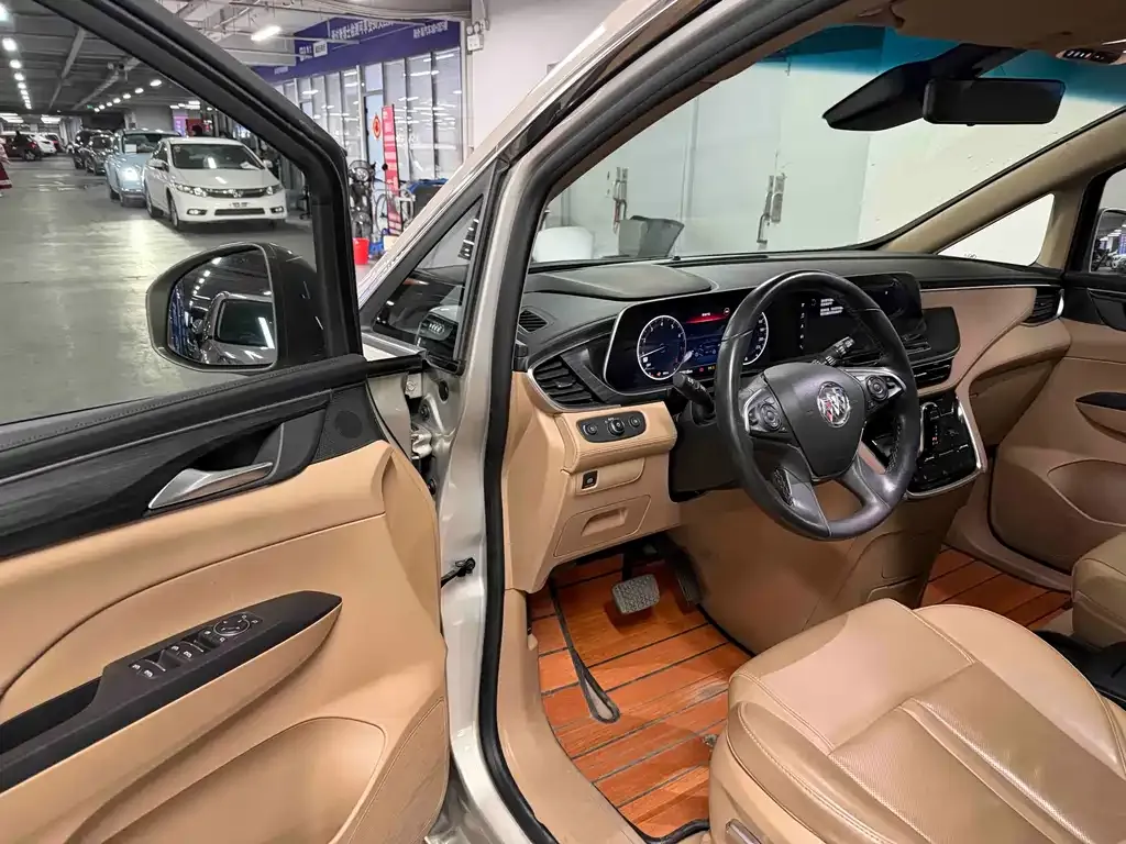 Buick GL8 2021 из CN, фото 3