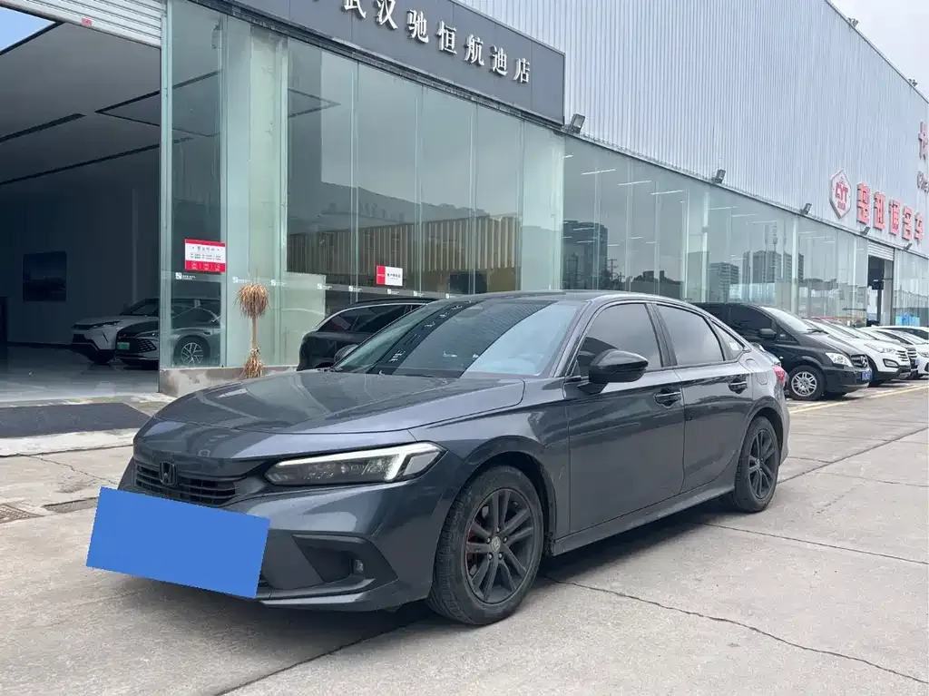Honda Civic — фото 1