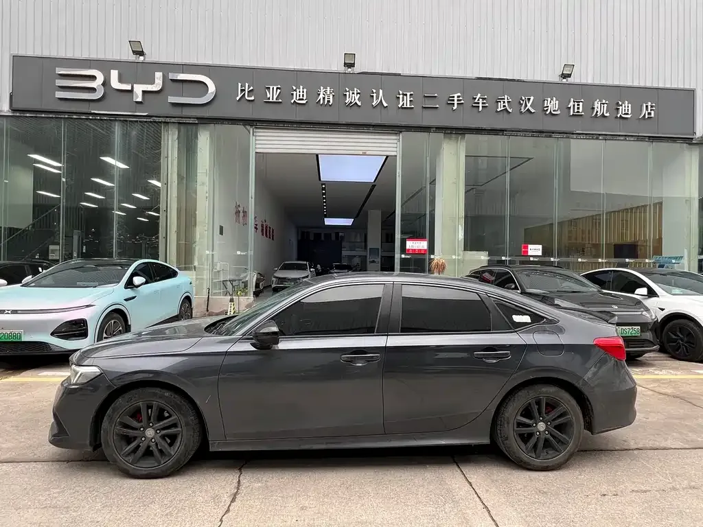 Honda Civic — фото 4