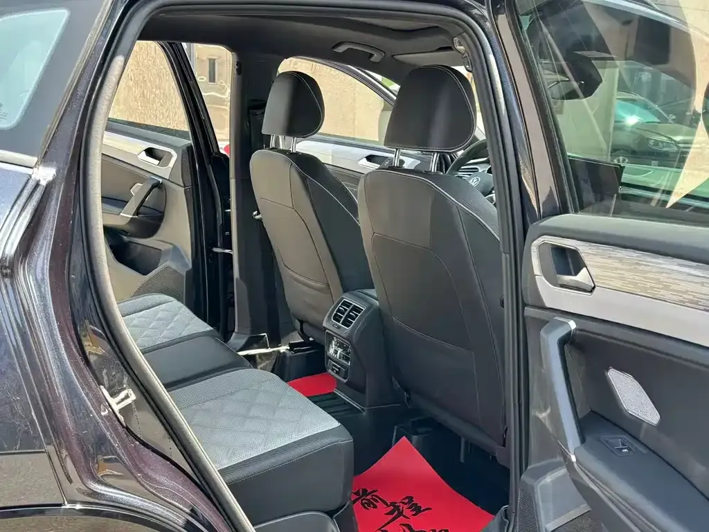 Volkswagen Tayron X 2023 из CN, фото 2