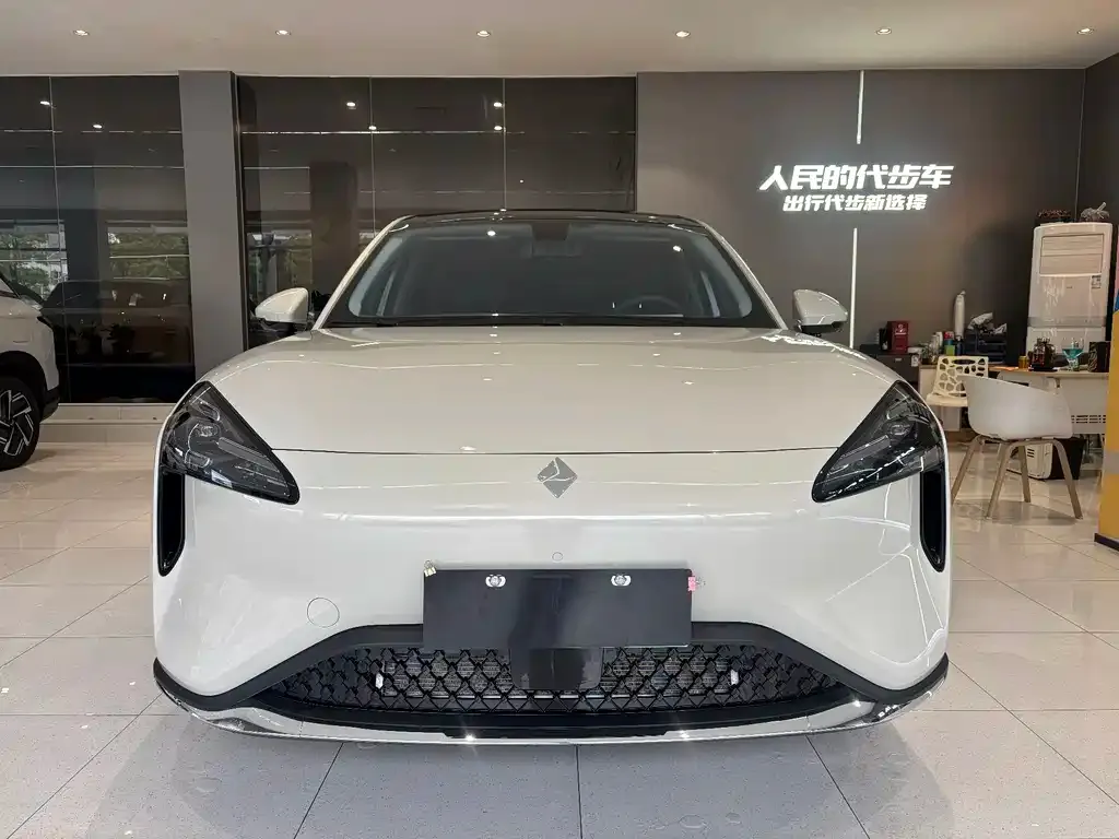 Baojun E6 2026 из CN, фото 2