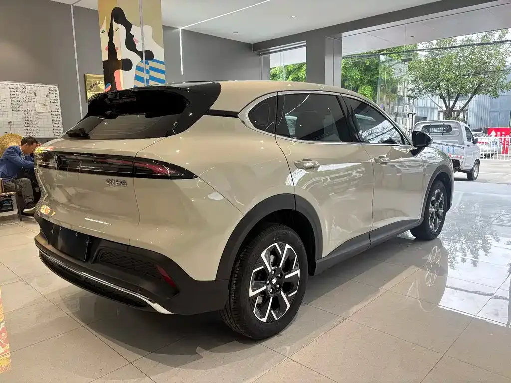 Baojun E6 2026 из CN, фото 6