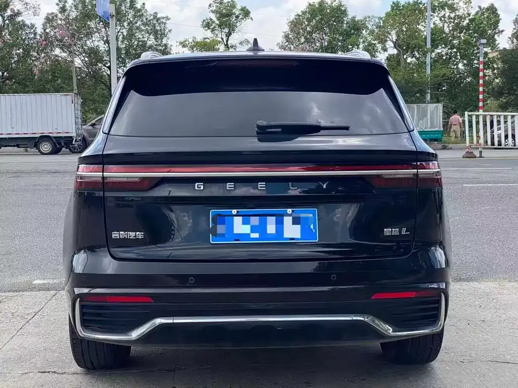 Geely Xingyue L — фото 3