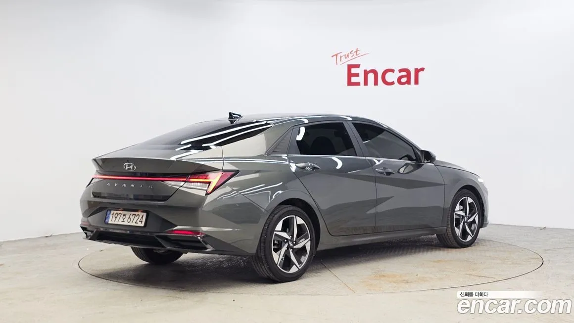 Hyundai AVANTE — фото 2