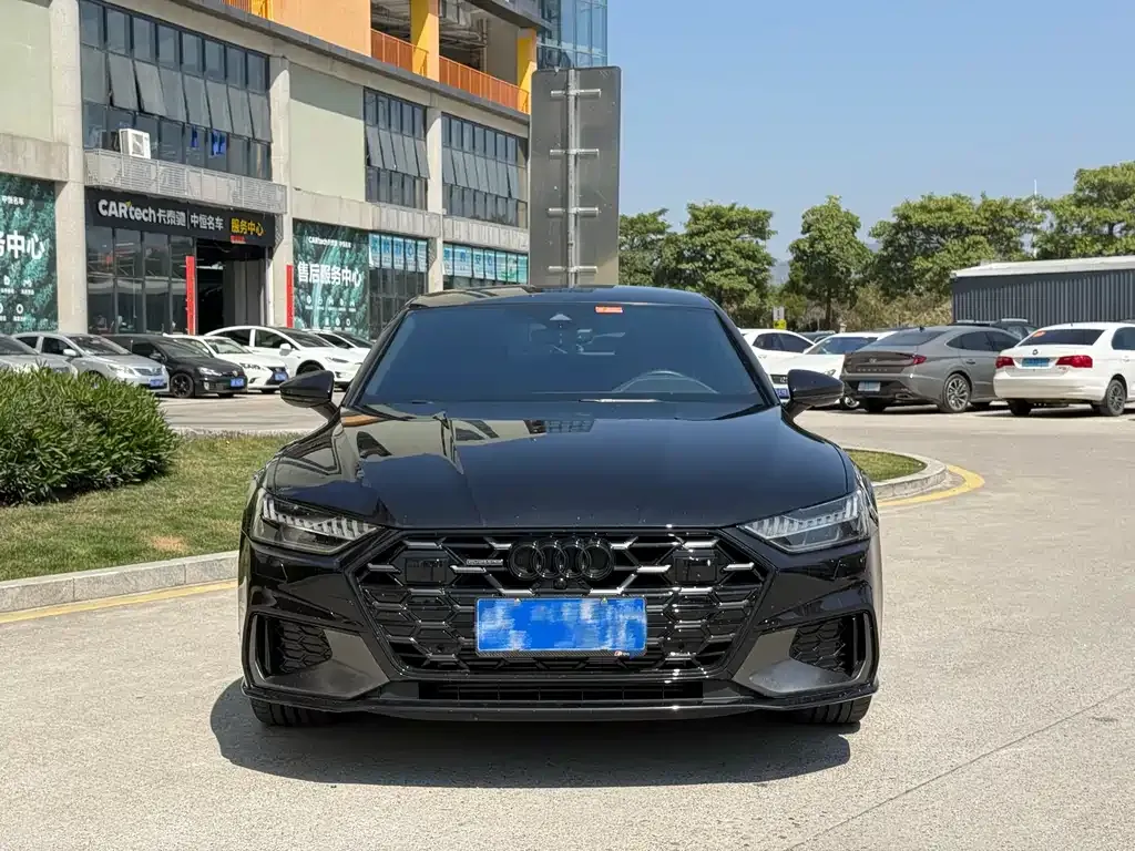 Audi A7L 2025 из CN, фото 8