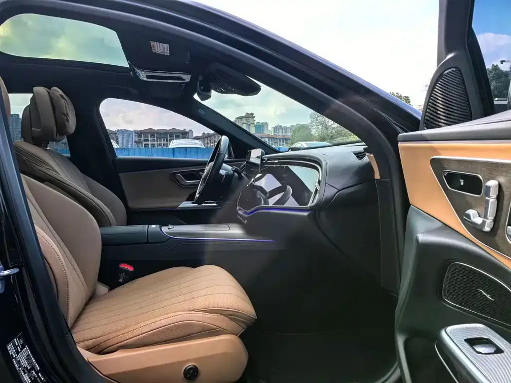 Mercedes-Benz E-Class New Energy — фото 2