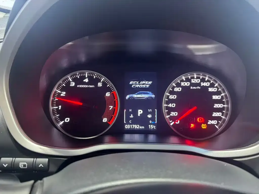 Mitsubishi Eclipse Cross 2022 из CN, фото 2
