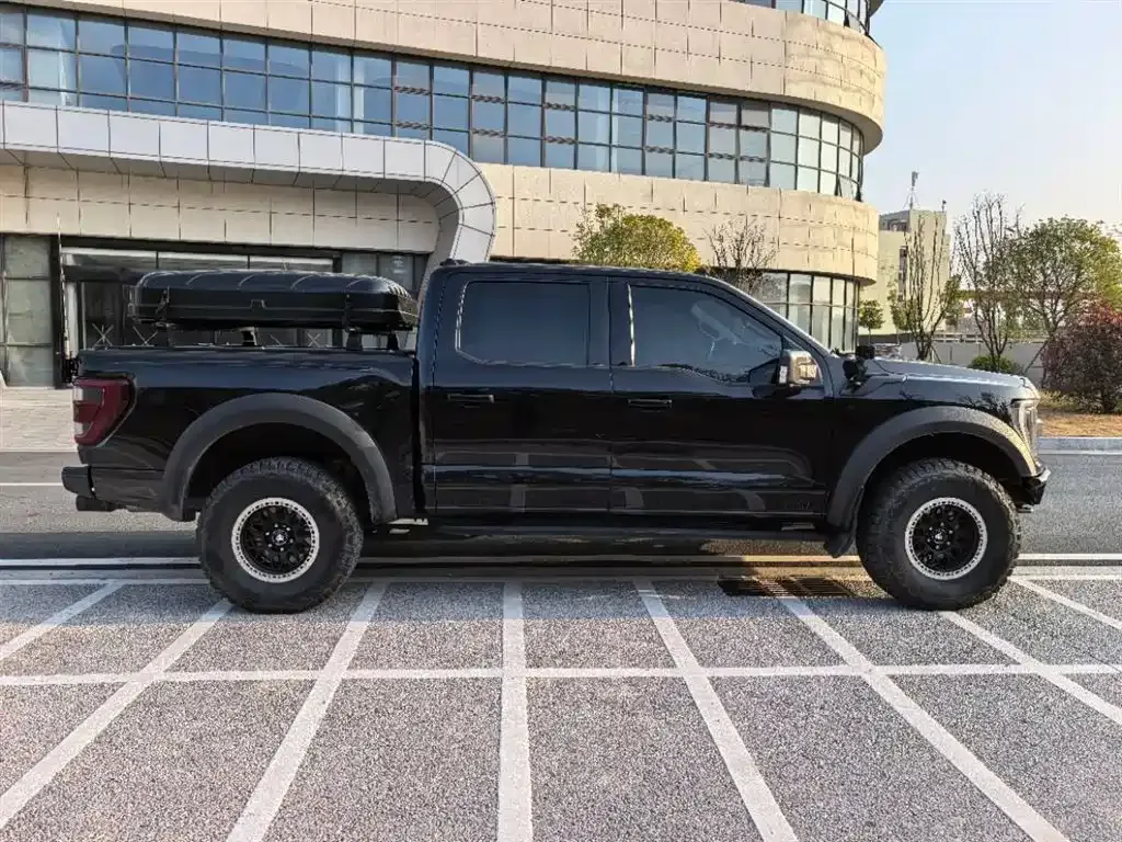 Ford F-150 Raptor — фото 9