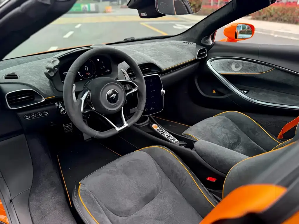 McLaren Artura 2024 из CN, фото 2