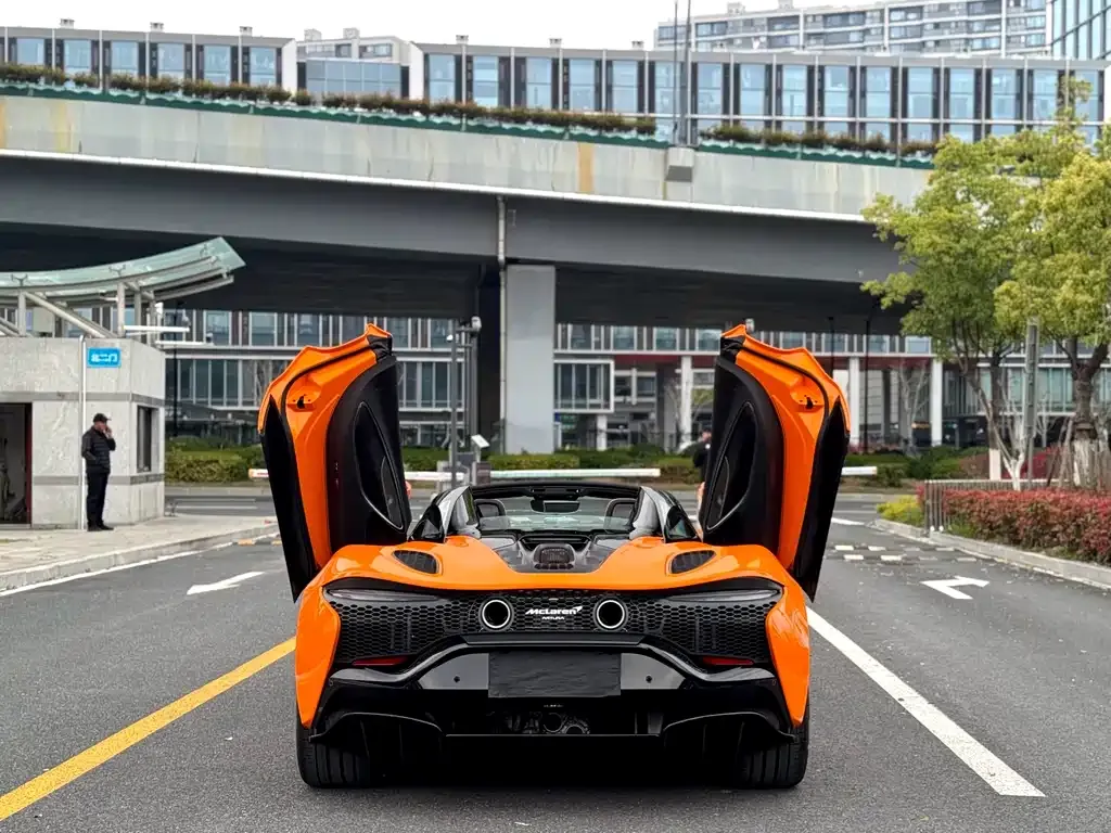 McLaren Artura 2024 из CN, фото 9