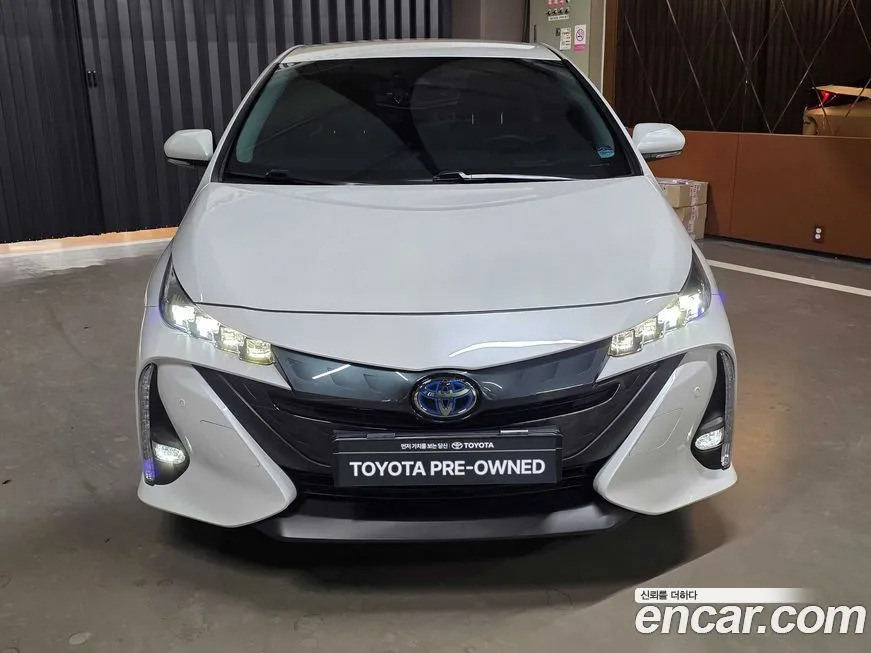 Toyota Prius 2021 из KR, фото 3