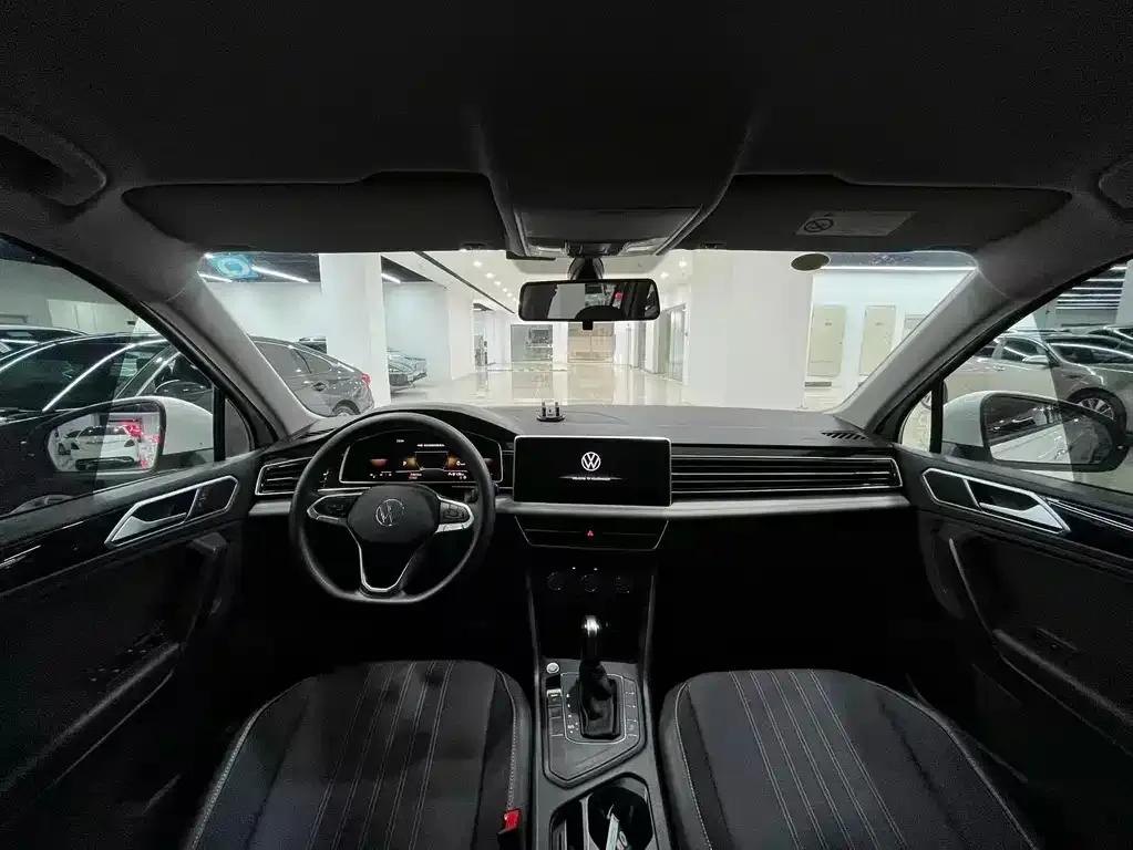 Volkswagen Tiguan L 2022 из CN, фото 7