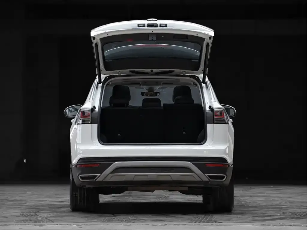 Volkswagen Tayron 2023 из CN, фото 3
