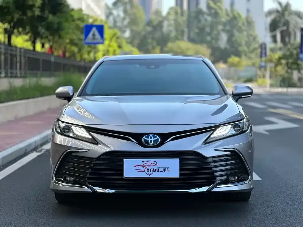 Toyota Camry 2023 из CN, фото 8