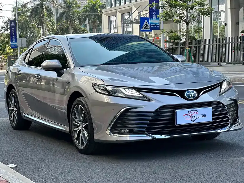 Toyota Camry 2023 из CN, фото 10