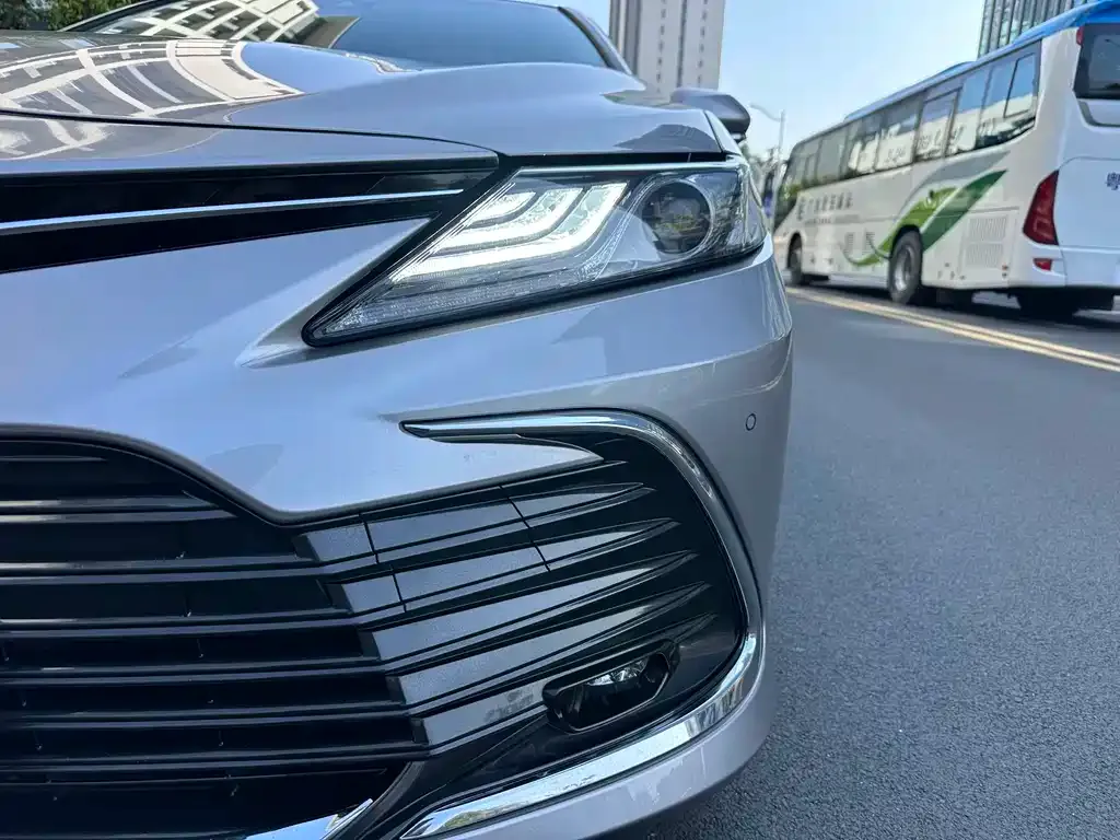 Toyota Camry 2023 из CN, фото 6