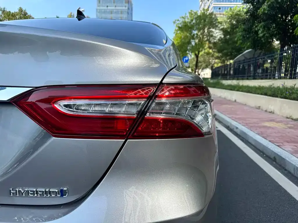 Toyota Camry 2023 из CN, фото 2