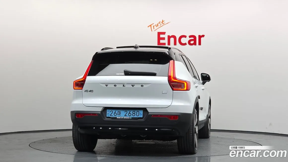 Volvo XC40 2023 из KR, фото 2