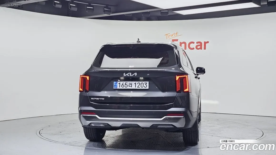 Kia Sorento — фото 6