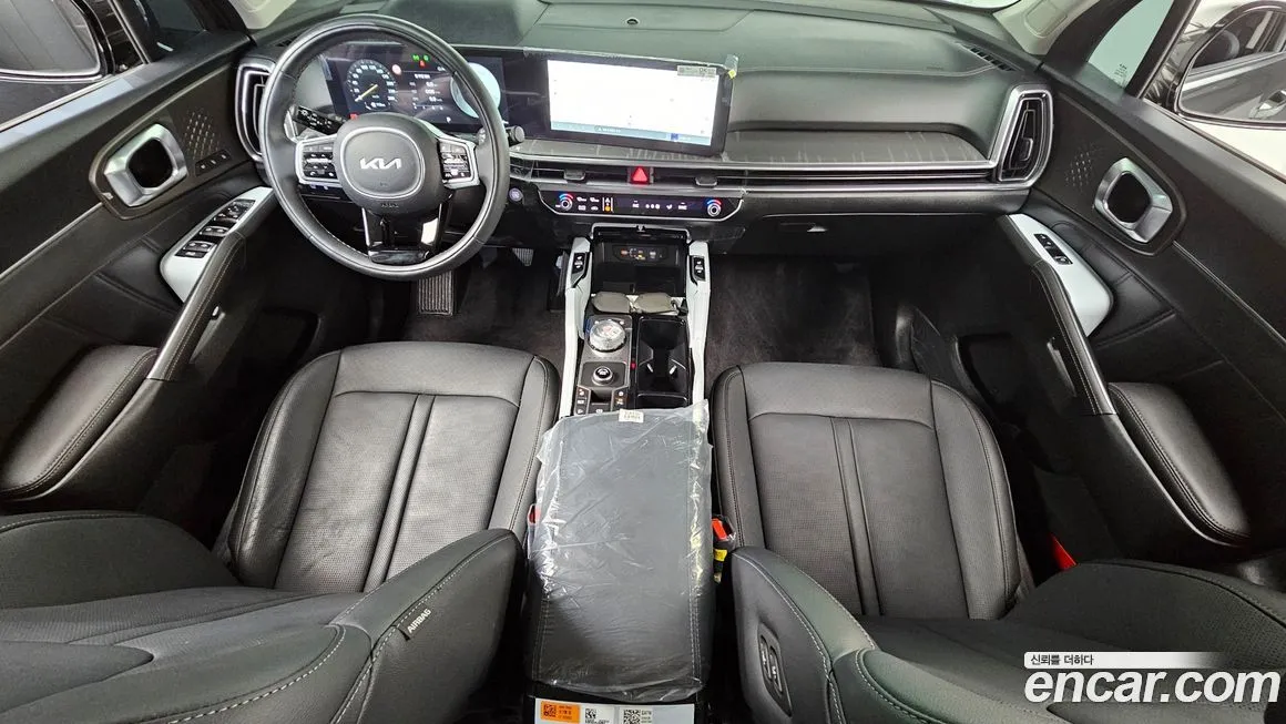 Kia Sorento — фото 10