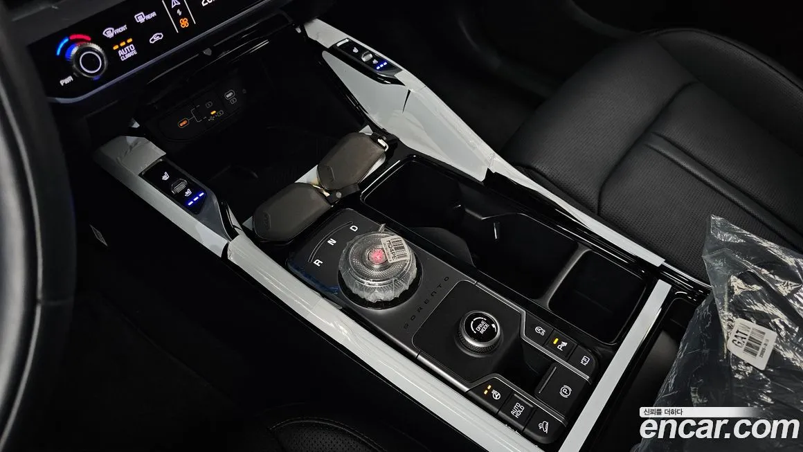 Kia Sorento — фото 9