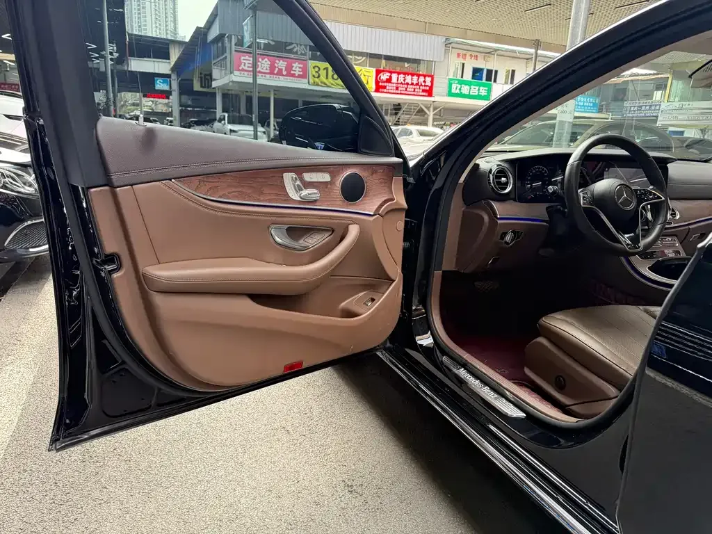 Mercedes-Benz E-Class 2023 из CN, фото 2