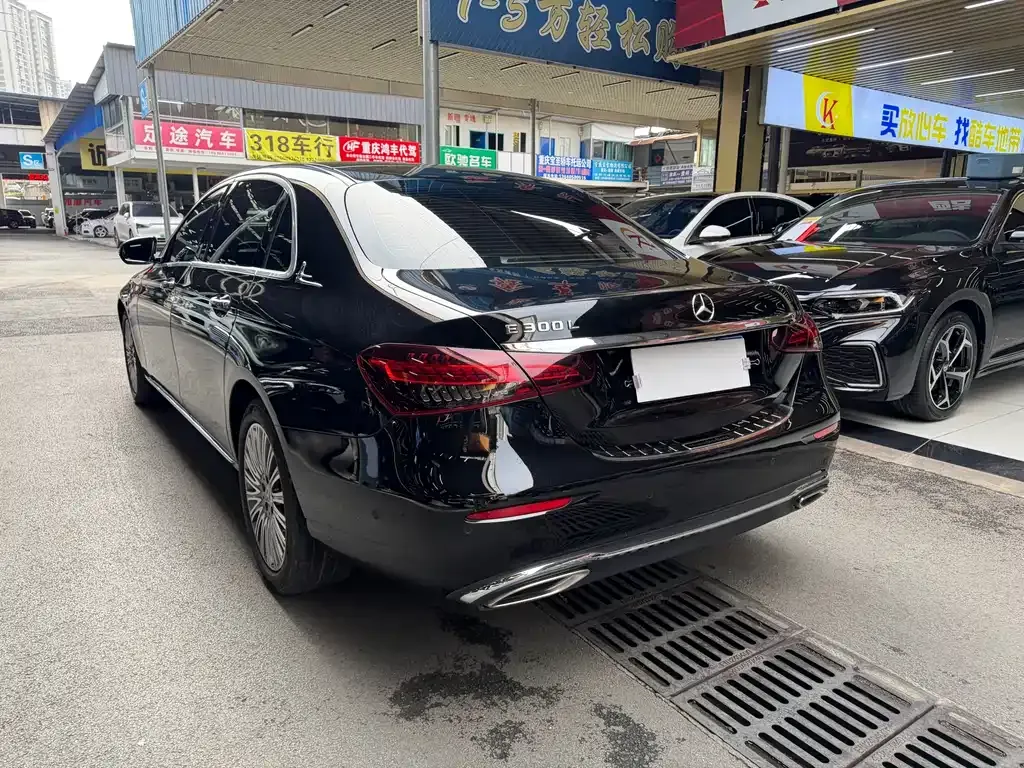 Mercedes-Benz E-Class 2023 из CN, фото 4