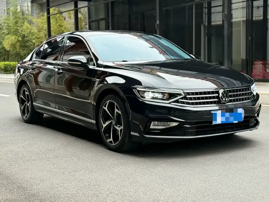 Volkswagen Magotan 2023 из CN, фото 9