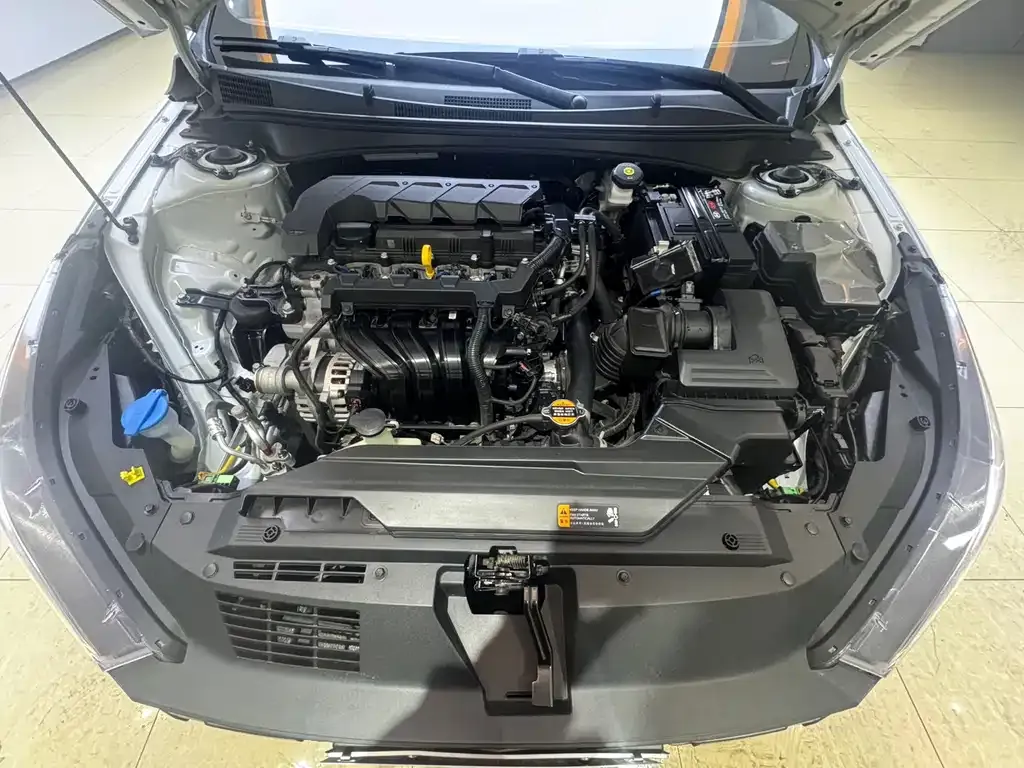 Hyundai Elantra 2023 из CN, фото 6