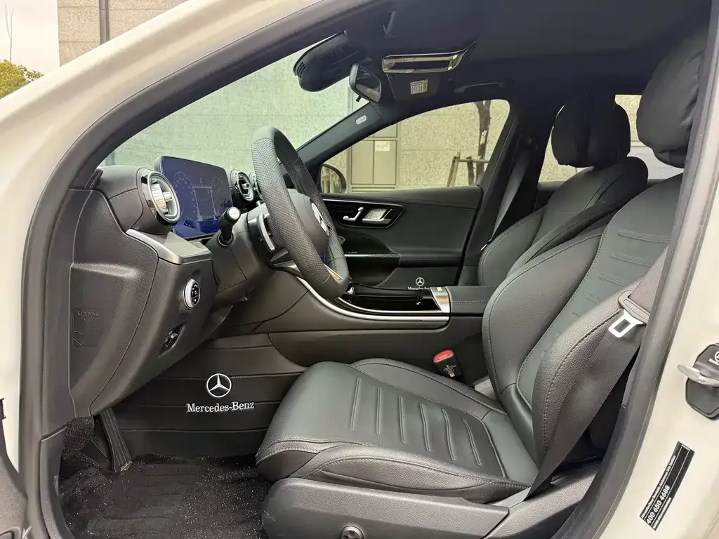 Mercedes-Benz C-Class 2025 из CN, фото 7