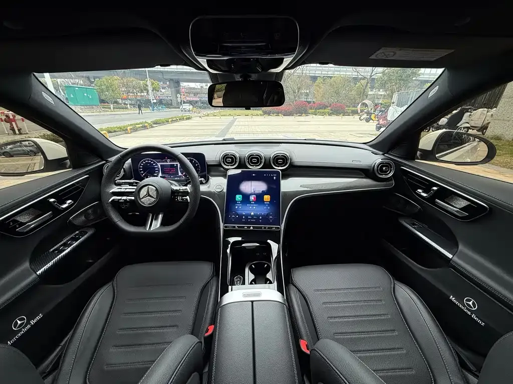 Mercedes-Benz C-Class 2025 из CN, фото 2