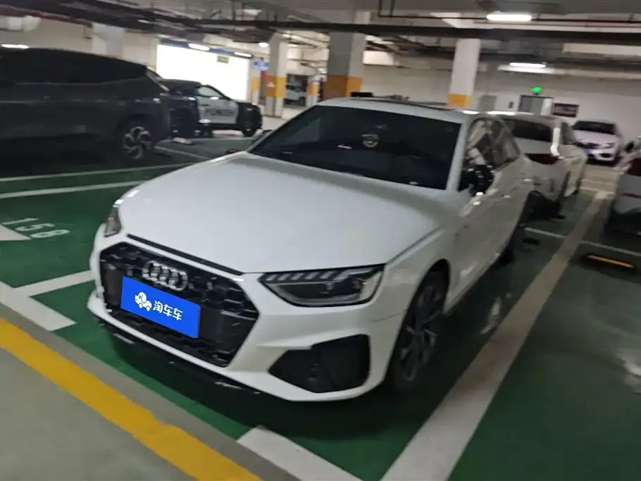 Audi A4L 2023 из CN, фото 1