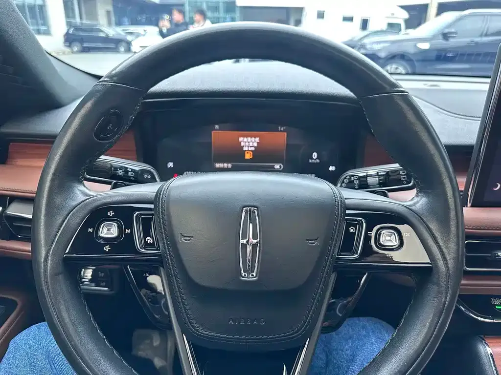 Lincoln Aviator 2022 из CN, фото 9
