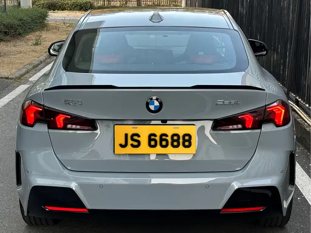 BMW 2 Series 2025 из CN, фото 8