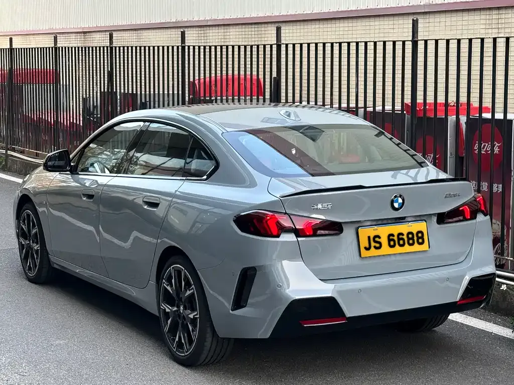 BMW 2 Series 2025 из CN, фото 10