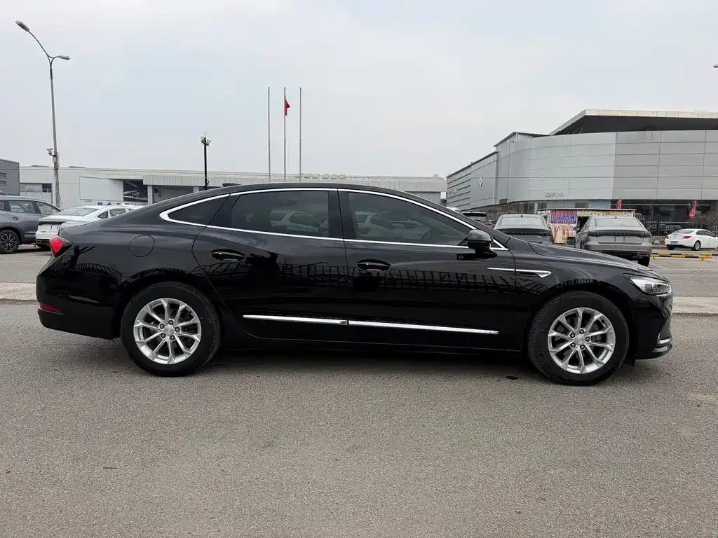 Buick LaCrosse 2021 из CN, фото 2