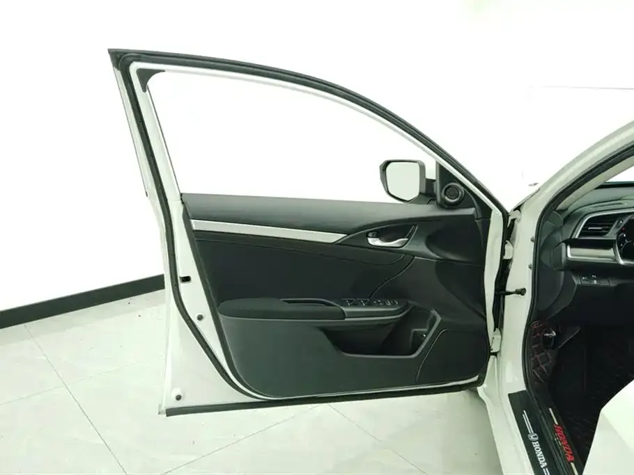 Honda Civic — фото 6