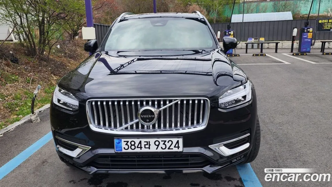 Volvo XC90 — фото 1